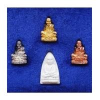 ราคา พระชุดหลวงปู่ทวด รุ่นตำหนักทอง หลวงปู่ทอง สุสังวโร วัดป่ากอสุวรรณาราม จ.สงขลา ปี2540 เลข ๗๒๗ (4027951)