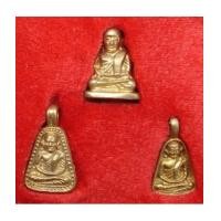ราคา หลวงพ่อเงิน วัดบางคลาน ชุด 3 องค์ พระเครื่อง เมืองพิจิตร เนื้อทองเหลือง ปี 2535 (3095859)