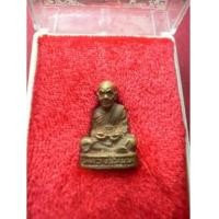 ราคา รูปหล่อลอยองค์หลวงปู่หมุน รุ่นไตรมาสรวยทันใจ ปี2543 (2283203)