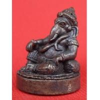 ราคา พระพิฆเนศวร์ ปางนั่งเอกเขนก 2 กร รุ่นประทานพร เนื้อทองแดงรมดำ ปลุกเสก 3 ครั้ง วัดสุทัศนฯ ปี 2550 (2239876)