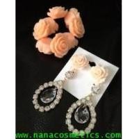 ราคา ตุ้มหู Prada + สร้อยข้อมือ Prada สีส้มอ่อน (2875825)