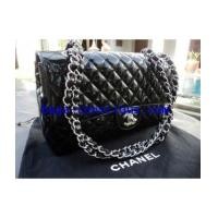 ราคา Chanel medium size classic flap/limited edition quilted black patent leather (4574903)
