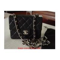 ราคา chanel mini classic flap with silver chain/navy blue (2241657)