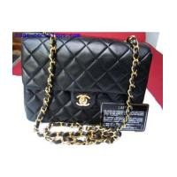 ราคา chanel classic vintage quilted black lambskin with gold chain (1528276)