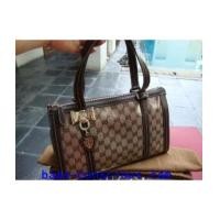 ราคา gucci tan color medium patent leather tote bag brand new (2938784)