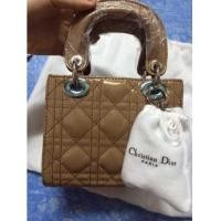 ราคา กระเป๋า LADY DIOR MINI BAG Mirror หนังแก้ว (5776645)
