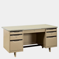 ราคา ICONIC โต๊ะทำงานเหล็ก 5 ฟุต รุ่น TC-5 ครีม กว้าง 153.4 ลึก 77.3 สูง 75 ซม. (10237896)