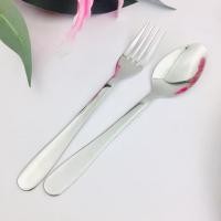 ราคา TwinFish ช้อนส้อม รหัสสินค้า 48-45 6 คู่/ชุด หนา 2.0 มิล. ช้อนส้อม 12 คู่/ชุด เรียบหรู (10501069)