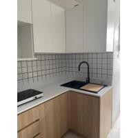 ราคา MMC Furniture ชุดตู้ครัวรูปตัว L พร้อมตู้แขวน เคาน์เตอร์ครัว ไม้ MDF ท๊อปหินแกรนิตธรรรมชาติ ติดตั้งฟรี กทม ปริมณฑล 60x200x85cm เลือกสี (10707466)