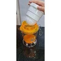 ราคา kitchenware and more ที่คั้นน้ำส้ม 700 มล 700 มล (10775687)