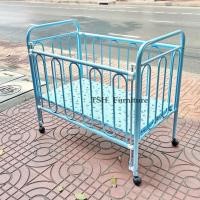 ราคา TSH NF เตียงขังเด็ก สามารถปรับประตูขึ้น-ลงได้ มีล้อเลื่อน สำหรับเด็กทารกแรกเกิด ถึง 2.5 ขวบ สีฟ้า (10789172)