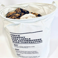 ราคา Chiranatda ตะกร้าผ้าลายอักษรอังกฤษ สีขาว ขาว 40x40x50 cm. (10819680)