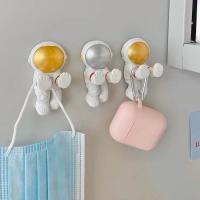 ราคา PP Home PP Home ที่แขวนของ ที่แขวนของติดผนัง ไม่ต้องเจาะ ที่เก็บปลั๊กไฟ สีเงิน (10828487)