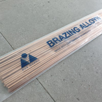 ราคา Huaguang ลวดเชื่อม 0% เชื่อมเงิน เชื่อมทองแดง 1 กิโลกรัม (63เส้น) ชนิดแบน ขนาด 1.3 x 3.2 x 508 mm. สำหรับงานแอร์ ลวดเชื่อม (10831360)