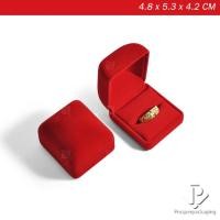 ราคา Prosper Packaging กล่องใส่เครื่องประดับและดิสเพลย์ กล่องกำมะหยี่ กล่องใส่ทอง แหวน ต่างหู เข็มกลัด เหรียญ พระเครื่อง แหวนสอดเหลี่ยม (10878803)
