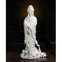 ราคา ร้านดอกบัว เทพเจ้าจีน พระโพธิสัตว์กวนอิมปางยืนมังกร พร้อมประทานน้ำมนต์ศักดิ์สิทธิ์ ขนาด 17.5 นิ้ว 17.5 นิ้ว (12007176)