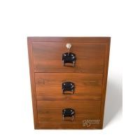 ราคา Kanyavee Wood ตู้เก็บเอกสารไม้สัก3ชั้น รุ่น M59 ขนาด 40x50x50 cm. สีสักเข้ม (12074398)