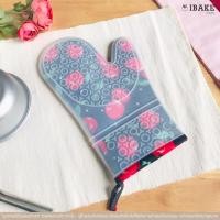 ราคา IBakeStudio ถุงมือกันความร้อน ถุงมือซิลิโคน อุปกรณ์ทำขนม 1 ชิ้น/ Cherry (12105981)