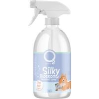 ราคา O2 Nature Silky Blossom spray สเปรย์บำรุงขนและผิวสำหรับสัตว์เลี้ยงทุกชนิด หอมสะอาด ติดทนนาน 200 ml (12200587)