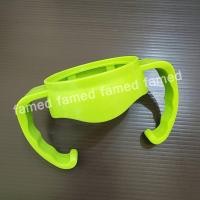 ราคา Famedแขนจับขวดนมคอกว้างพีเจ้น แขนจับขวดนมเฟเมด เขียว (12338238)