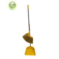 ราคา nclproduct.official ไม้กวาดพลาสติกหางสิงห์คู่โกยขยะเหล็ก สีเหลือง New (12346419)
