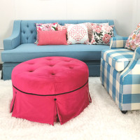 ราคา ddbedroom สตูลกลม ออตโตมัน สไตล์วินเทจ หุ้มผ้ากำมะหยี่ สีชมพูบาร์บี้ (12431514)