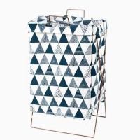 ราคา The Simple Home ตะกร้าผ้า พับได้ มีขาตั้งเหล็ก มีล้อ ใส่เสื้อผ้า ของอเนกประสงค์ D1TY เหลี่ยมมีฝา (12419045)