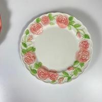 ราคา Dish.is.ceramics จานกุหลาบ จานดอกไม้ จานวินเทจ ลายดอกกุหลาบนูน จานลายจุดโบว์ จานสีชมพู ขนาด8นิ้ว จานกุหลาบ8นิ้ว (12376002)