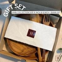 ราคา H Furniture & Decor ของขวัญปีใหม่ GIFT SET จานไม้สัก ช้อนส้อมไม้ อุปกรณ์แคมป์ปิ้ง GIFT IDEA JANN6,8+BAN (12473698)