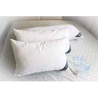 ราคา Noonnon Pillow Noonnon หมอนขนห่านเทียม สีขาว กุ๊นขอบสีฟ้า 20 x 36 นิ้ว หมอนขนห่านเทียม 1600 g. (10833136)