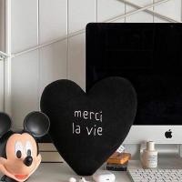 ราคา TwinniesDecor หมอน รูปหัวใจ น่ารักสุดๆค่า น้องนุ่มนิ่มมากกกๆๆๆ สีดำ (12512999)