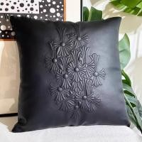 ราคา Wuxury Furniture หมอนอิงโซฟา chrome heart ขนาด45x45cm ส่งฟรี 1 (12632550)