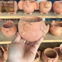 ราคา ปั้นเอง Pun-Ang ขายกระถางดินเผา กระถางรูปสัตว์ต่างๆ กว้าง 7.5 ซ.ม. x สูง 7.5 ซ.ม. ส้มอิฐ กว้าง3" นกฮูก (10401530)