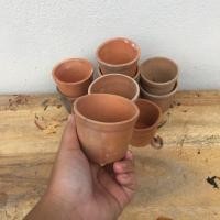 ราคา ปั้นเอง Pun-Ang ขายกระถางดินเผา กระถางดินเผากลมเล็ก2.5" กระถางแคคตัสถูกๆ แบบเรียบ 2.5 นิ้ว (10438414)