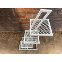 ราคา Bai-gluay 'studio ชั้นวางกระถางต้นไม้แบบเฉียงไล่ระดับ สีขาว (10750318)