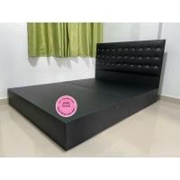 ราคา Chutikan เตียงนอนหัวเพชรคริสตัล (2) Grey 3.5 ฟุต (10892139)