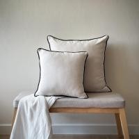 ราคา Solstice Home ปลอกหมอนอิง กุ๊นขอบ สีพื้น ผ้าฝ้ายสไตล์ญี่ปุ่น - สไตล์ มินิมอล ทำจากผ้าฝ้ายแท้ 100% ครีม กุ๊น ดำ,50x50 ซม. / 20x20" (12097846)