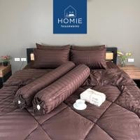 ราคา HOMIE HOUSEWARES ชุดเครื่องนอนลายริ้ว ขนาด 6 ฟุต หลายสี ผ้าซาติน นุ่มลื่น สีเทาอ่อน (12461246)