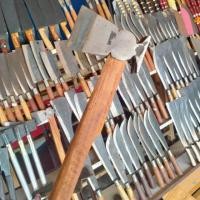 ราคา Nobpha9 มุยพร้อมด้ามเหล็กแหนบรถยนต์ งัดตะปู ทุบตะปู ฟันไม้ฟันฟืน normal (12664384)