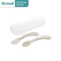 ราคา Richell ช้อนป้อนอาหารสำหรับเด็ก ช้อน ส้อม อุปกรณ์ทารอาหารเด็ก ช้อนส้อมนิ่ม+กล่อง (10966804)