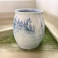 ราคา Lanna Pottery Flowerpot กระถางดินเผาทรงตรงเล็กปากบาน ขนาด 20 x 24 สีฟ้าคราม (12679778)