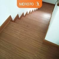 ราคา UNIX พื้นลามิเนต รุ่น MD1070 สี Teak 8 มม. (12695580)