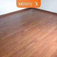 ราคา UNIX พื้นลามิเนต รุ่น MD1072 สี Versailles 8 มม. (12695619)