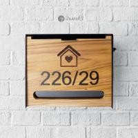 ราคา Homenumber7 บ้านเลขที่ 7 ตู้จดหมาย ตู้ไปรษณีย์ Customize รุ่นหน้าไม้สักฉลุลาย ติดอักษรนูน ขนาด 30 x 25 cm. กล่องจดหมาย ตู้รับจดหมาย ไม้ ขนาด 30 x 25 c (10782358)