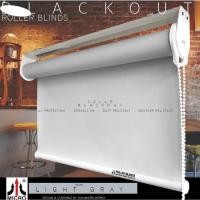 ราคา RVSL3104 Misty Gray ม่านม้วนรุ่นมาตราฐานทึบแสง กันความร้อน กันน้ำ กันฝุ่นละอองง 150x140 cm. อุปกรณ์สีขาว (10819435)