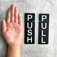 ราคา Designfac ป้ายดึงผลักประตูแนวตั้ง ป้ายPULL ป้ายPUSH ป้ายติดประตู ป้ายสัญลักษณ์โมเดิร์นลอฟท์มินิมอล ดำ PUSH 1 + PULL 1 ป้ายโมเดิร์น (12013695)