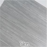 ราคา Homelove วอลล์เปเปอร์ลายไม้ 70*70cm แผ่นใหญ่ มีกาวในตัว วอลเปเปอร์ สามมิติ 3D wallpaper ติดผนัง แผ่นติดผนัง ไม้เทา 70*70cm (12257598)