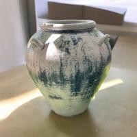 ราคา Lanna Pottery Vase แจกันโอ่งดินเผาทรงไหมีหู 4 หู สีขาวเก่า ขนาด 30 x 32 cm สีฟ้า (12478849)