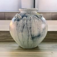 ราคา Lanna Pottery Vase แจกันดินเผาทรงแป้นเรียบปากเล็กบาน มีหู 4 หู ขนาด 24 x 24 cm. สีฟ้าคราม (12478870)