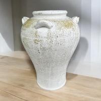 ราคา Lanna Pottery Vaseแจกันดินเผาทรงไห มีหู 4 หู ขนาด 25 x 31 cm. สีเหลือง (12478918)